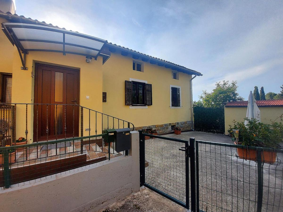Apartma_Samy Izola Exterior photo